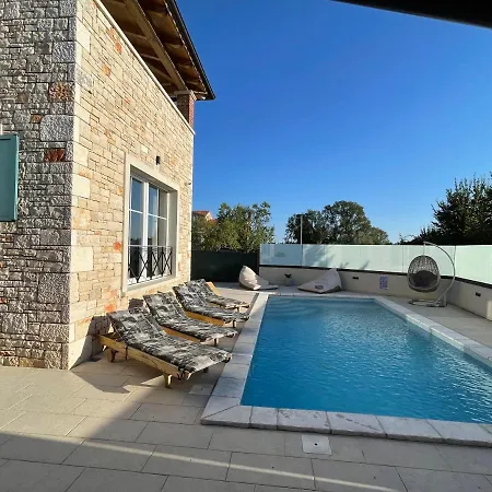 Moderne Istrische Steinvilla - 4 Sterne Mit Privatem, Beheizbaren Pool & Meerblick Villa *